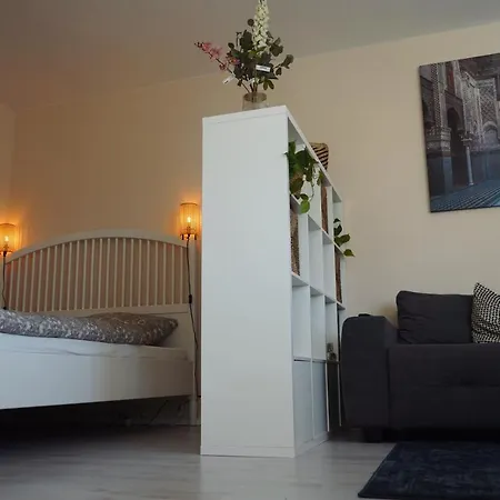 Unique: Cozy - Balcony - Kitchen - Netflix Apartment Bremen