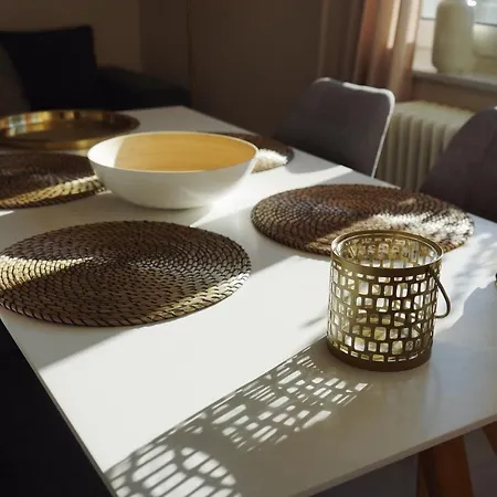 Apartment Unique: Cozy - Balcony - Kitchen - Netflix